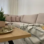 Sk Luxury Apartment *